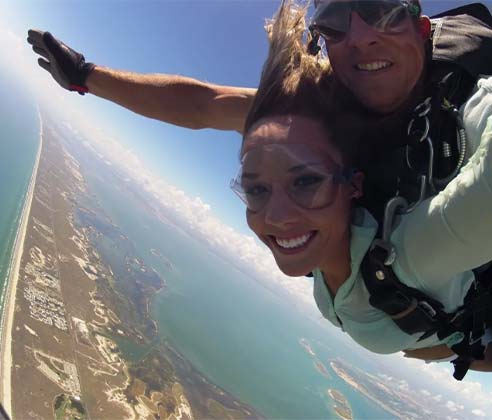 Tandem Skydive over the Beach in Port Aransas
